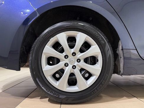 Used 2024 Toyota Corolla LE FWD image 9