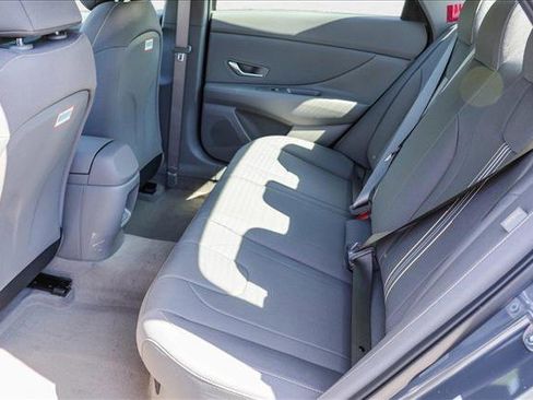 New 2025 Hyundai Elantra SEL image 24