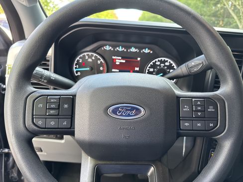 Used 2025 Ford F350 XLT w/ Tremor Off-Road Package AWD/4WD image 24