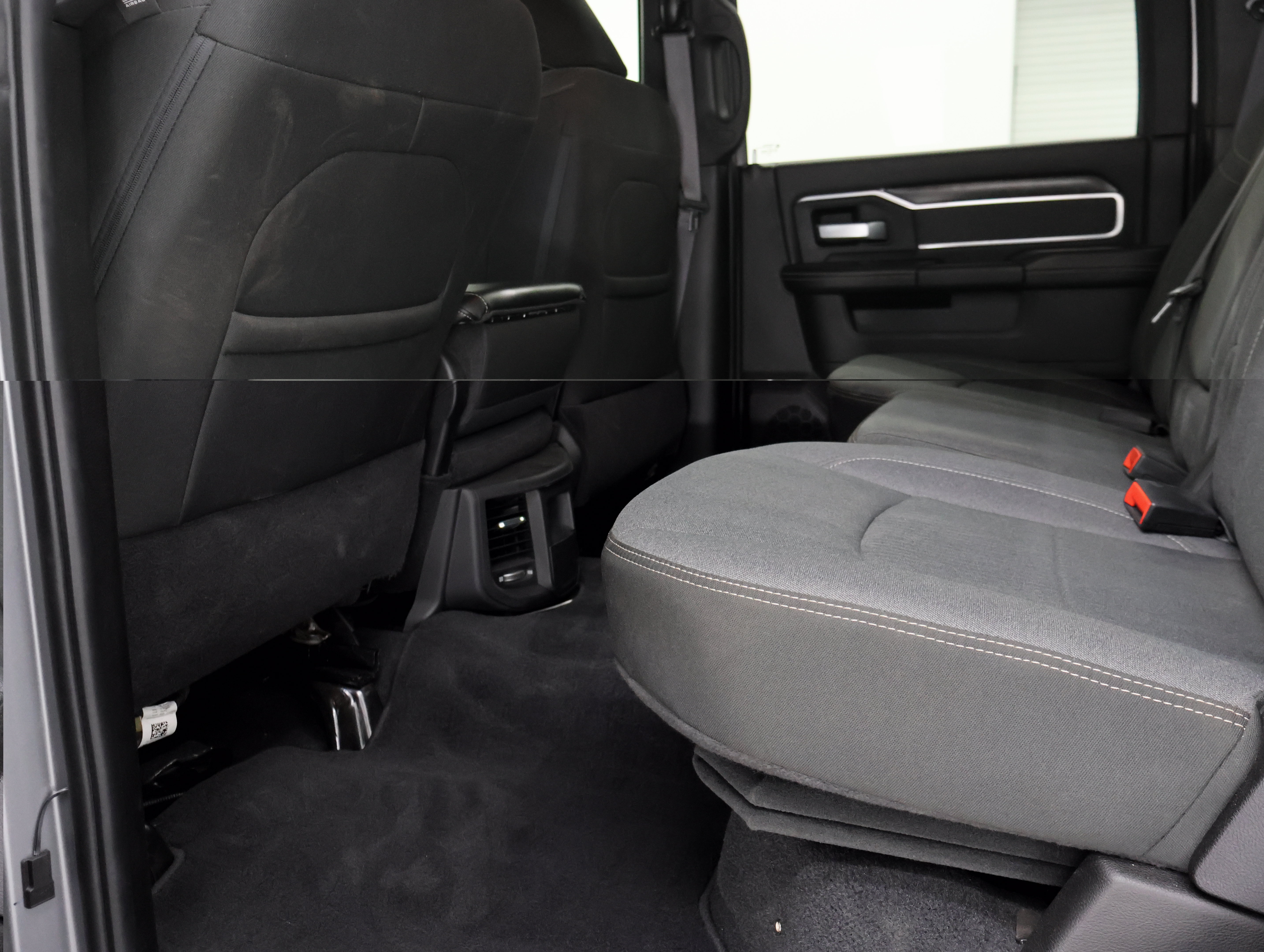 Used 2022 RAM 2500 Big Horn w/ Night Edition AWD/4WD image 34