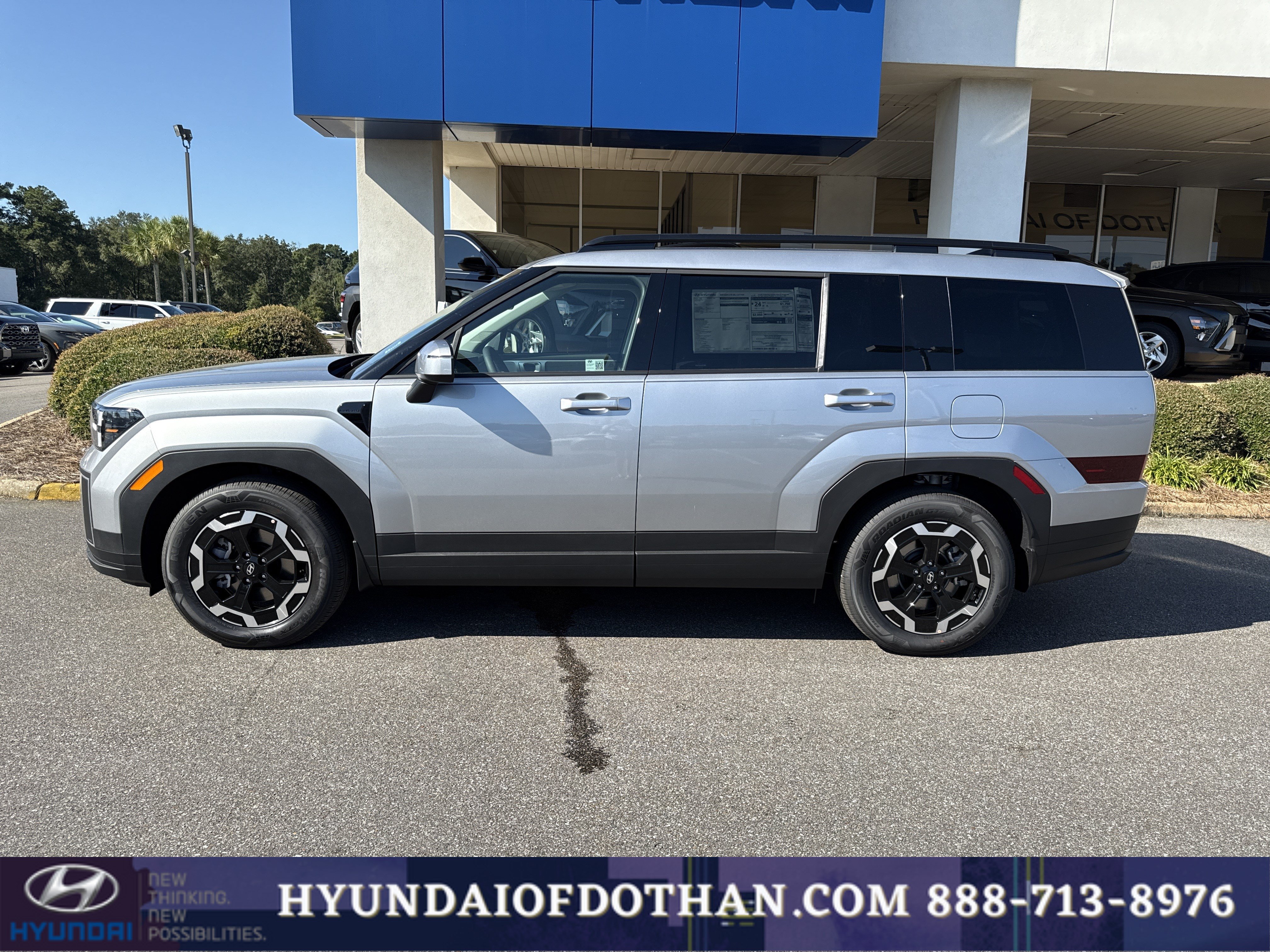 Certified 2026 Hyundai Santa Fe SEL FWD image 2