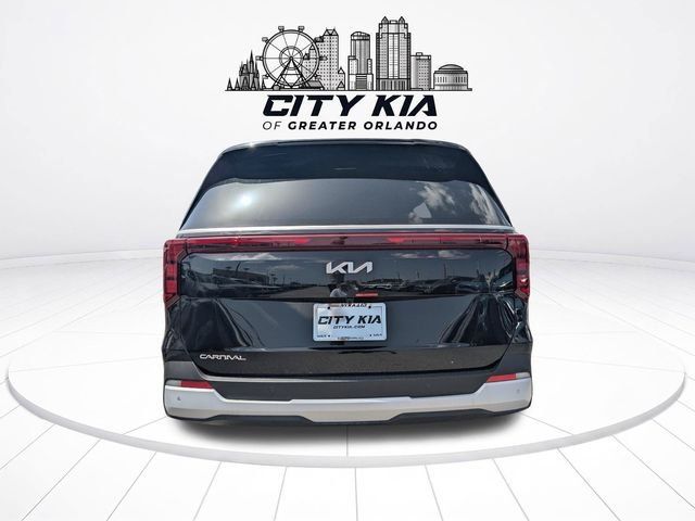 New 2026 Kia Carnival FWD image 4