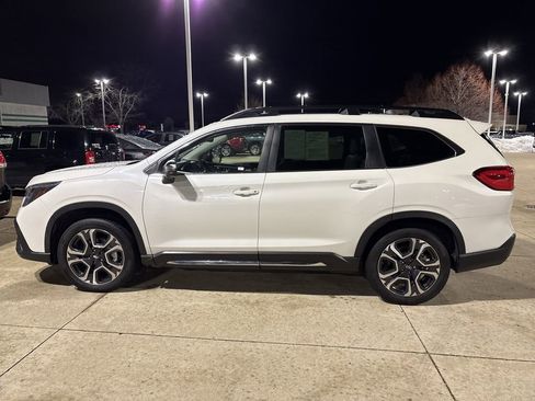 Used 2023 Subaru Ascent Limited w/ Technology Package image 6
