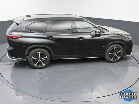 Used 2021 Toyota Highlander XSE image 36