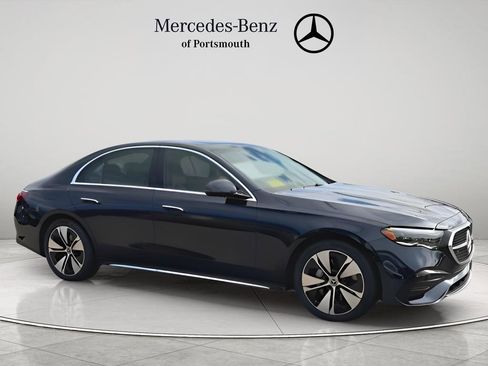 New 2026 Mercedes-Benz E 350 4MATIC Sedan image 2
