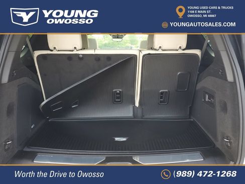 Used 2024 Cadillac Escalade Sport w/ LPO, ONYX Package AWD/4WD image 32