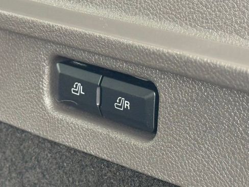 Used 2022 Lincoln Corsair Reserve w/ Equipment Group 201A image 24