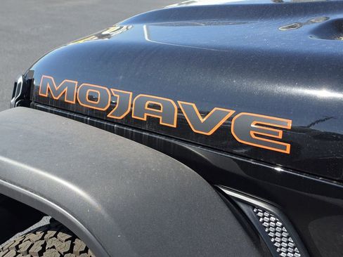 New 2025 Jeep Gladiator Mojave w/ Convenience Group AWD/4WD image 5