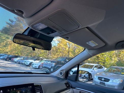 Used 2019 Honda Pilot EX image 21