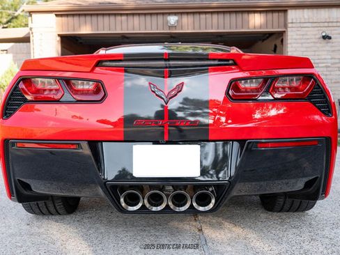 Used 2019 Chevrolet Corvette Stingray Coupe w/ Carbon Flash Badge Package image 21