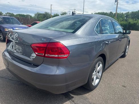 Used 2015 Volkswagen Passat 1.8T Limited Edition FWD image 5