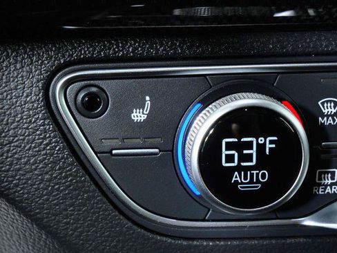 Used 2023 Audi SQ5 Prestige w/ Prestige Package AWD/4WD image 26