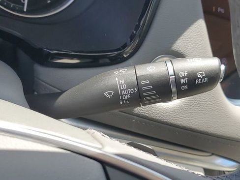 Certified 2023 Cadillac XT5 Premium Luxury FWD image 19