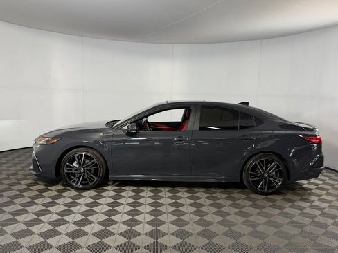 Used 2026 Toyota Camry XSE w/ Premium Plus Package FWD image 9