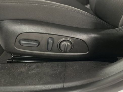 Used 2024 Chevrolet Malibu LT w/ Sport Edition image 18