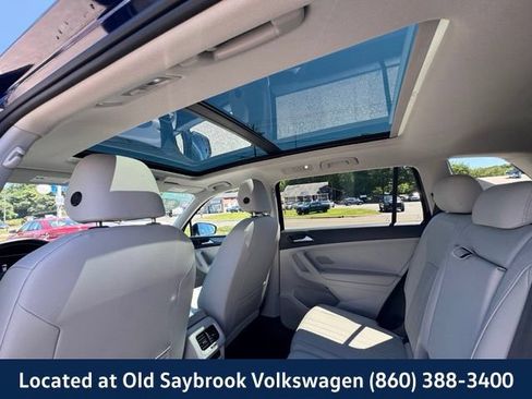 Used 2023 Volkswagen Tiguan SE w/ Panoramic Sunroof Package AWD/4WD image 12
