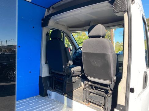 Used 2015 RAM ProMaster 2500 w/ Mopar Trailer Tow Group FWD image 20