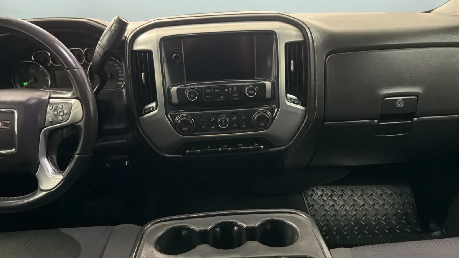 Used 2016 GMC Sierra 2500 SLE w/ SLE Preferred Package AWD/4WD image 15