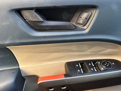 Used 2026 Ford Maverick Lariat w/ 4K Tow Package image 12