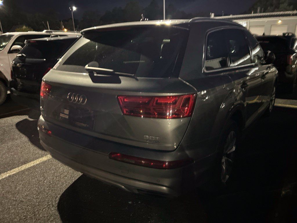 Used 2018 Audi Q7 3.0T Premium Plus w/ Premium Plus Package AWD/4WD image 6