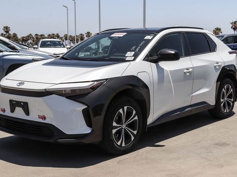 Certified 2024 Toyota bZ4X FWD w/ Weather Package image 3