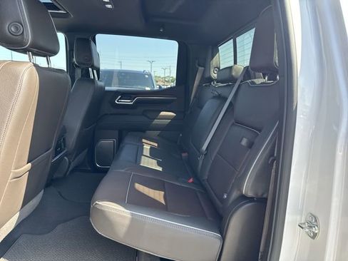 Used 2025 GMC Sierra 1500 Denali AWD/4WD image 26