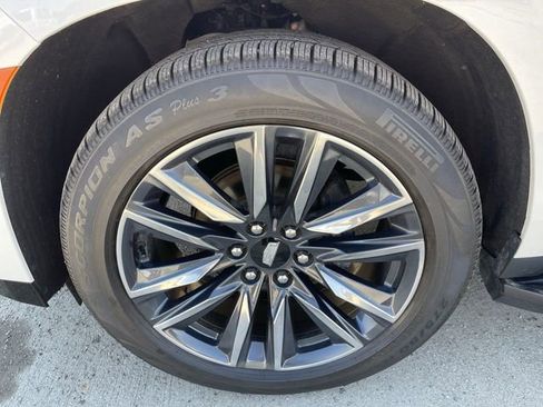 Used 2023 Cadillac Escalade ESV Sport Platinum AWD/4WD image 10