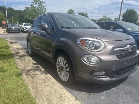 Used 2016 FIAT 500X Lounge FWD image 5