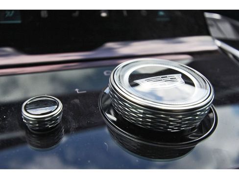 New 2026 Cadillac Escalade IQ Luxury 2 image 21