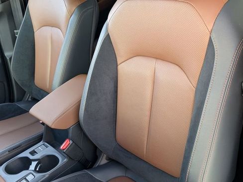 Certified 2025 Subaru Forester Touring AWD/4WD image 14