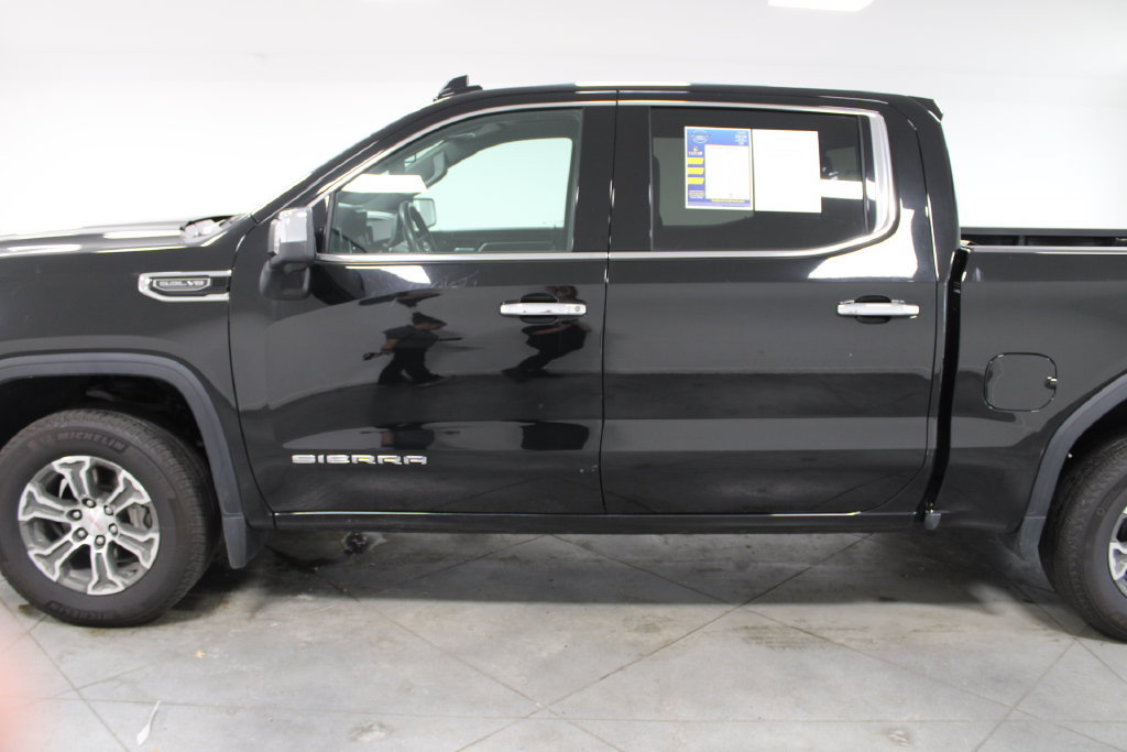 Used 2024 GMC Sierra 1500 SLT AWD/4WD image 6