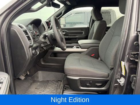 Used 2025 RAM 3500 Big Horn AWD/4WD image 14