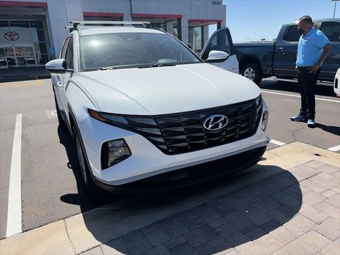 Used 2022 Hyundai Tucson SEL FWD image 3