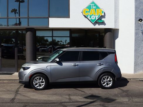 Used 2024 Kia Soul LX w/ Option Group 015 image 8