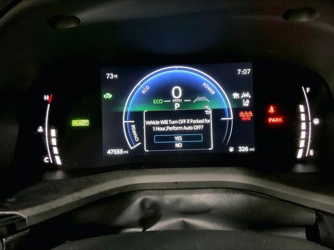 Used 2025 Toyota Camry SE FWD image 26