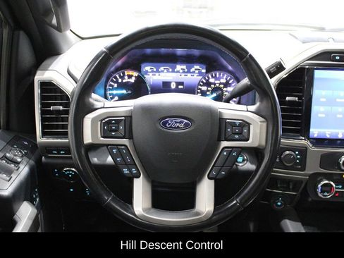 Used 2022 Ford F350 Platinum w/ FX4 Off-Road Package AWD/4WD image 7