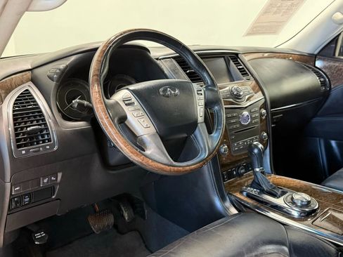 Used 2017 INFINITI QX80 w/ Driver Assistance Package image 13
