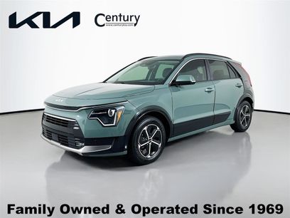 Used 2023 Kia Niro SX