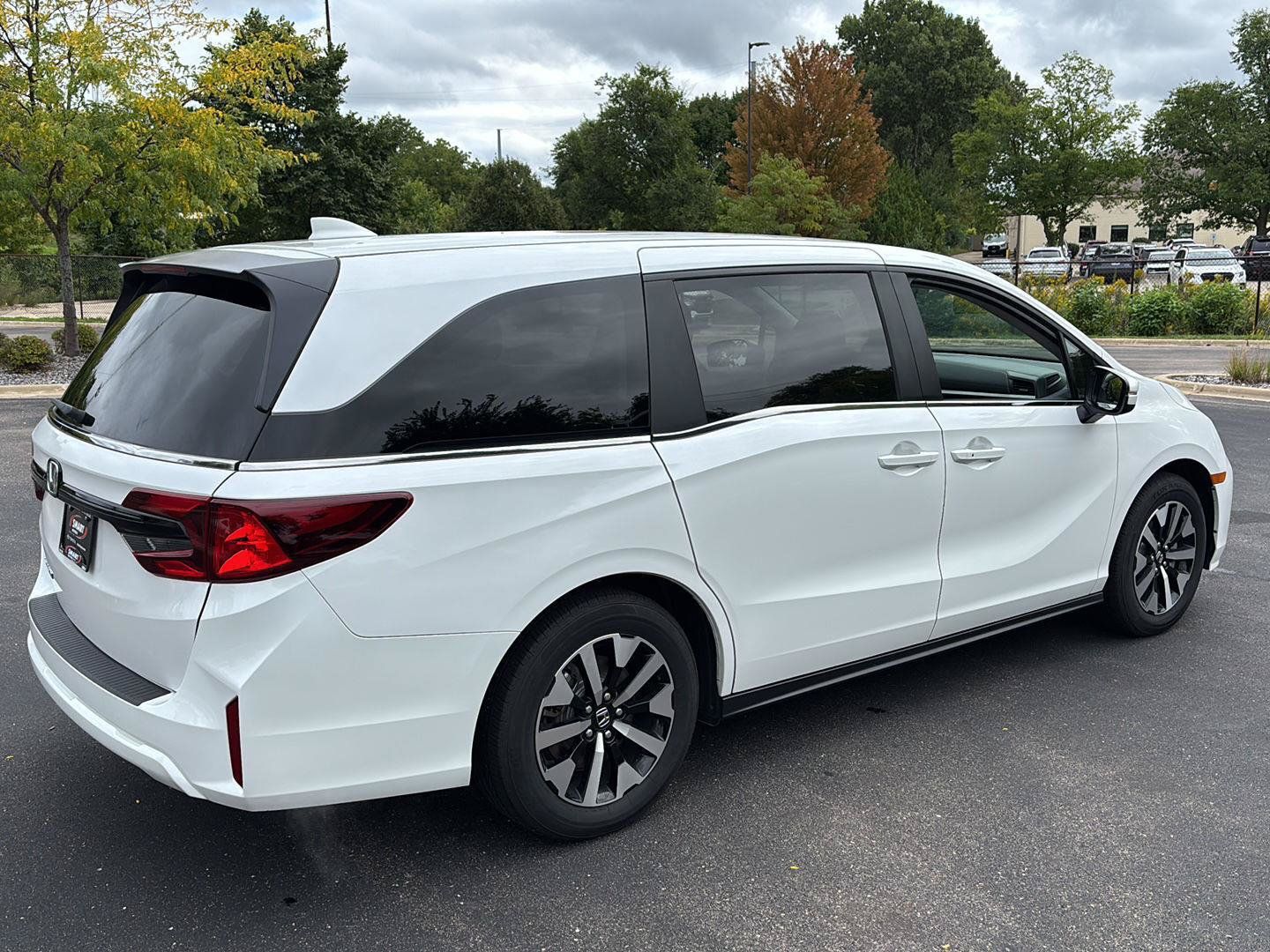 Used 2026 Honda Odyssey EX-L image 10