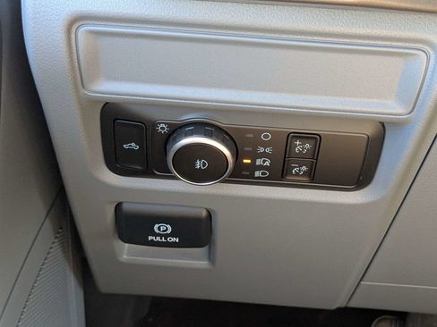 Used 2026 Ford F150 XLT w/ XLT Chrome Appearance Package RWD image 24