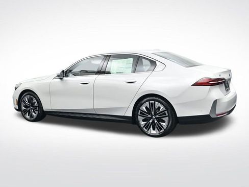 New 2026 BMW i5 eDrive40 RWD image 7