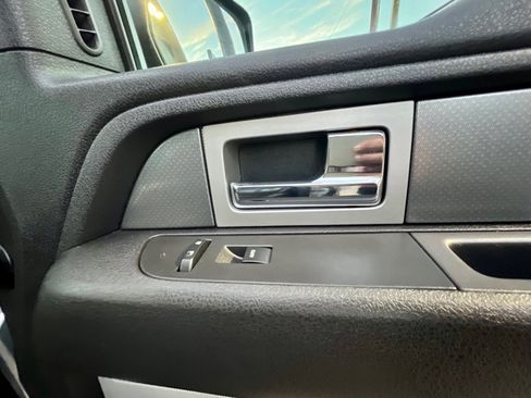 Used 2011 Ford F150 Raptor w/ Raptor Luxury Pkg image 38