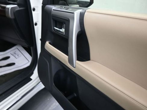 Used 2018 Toyota 4Runner Limited image 24