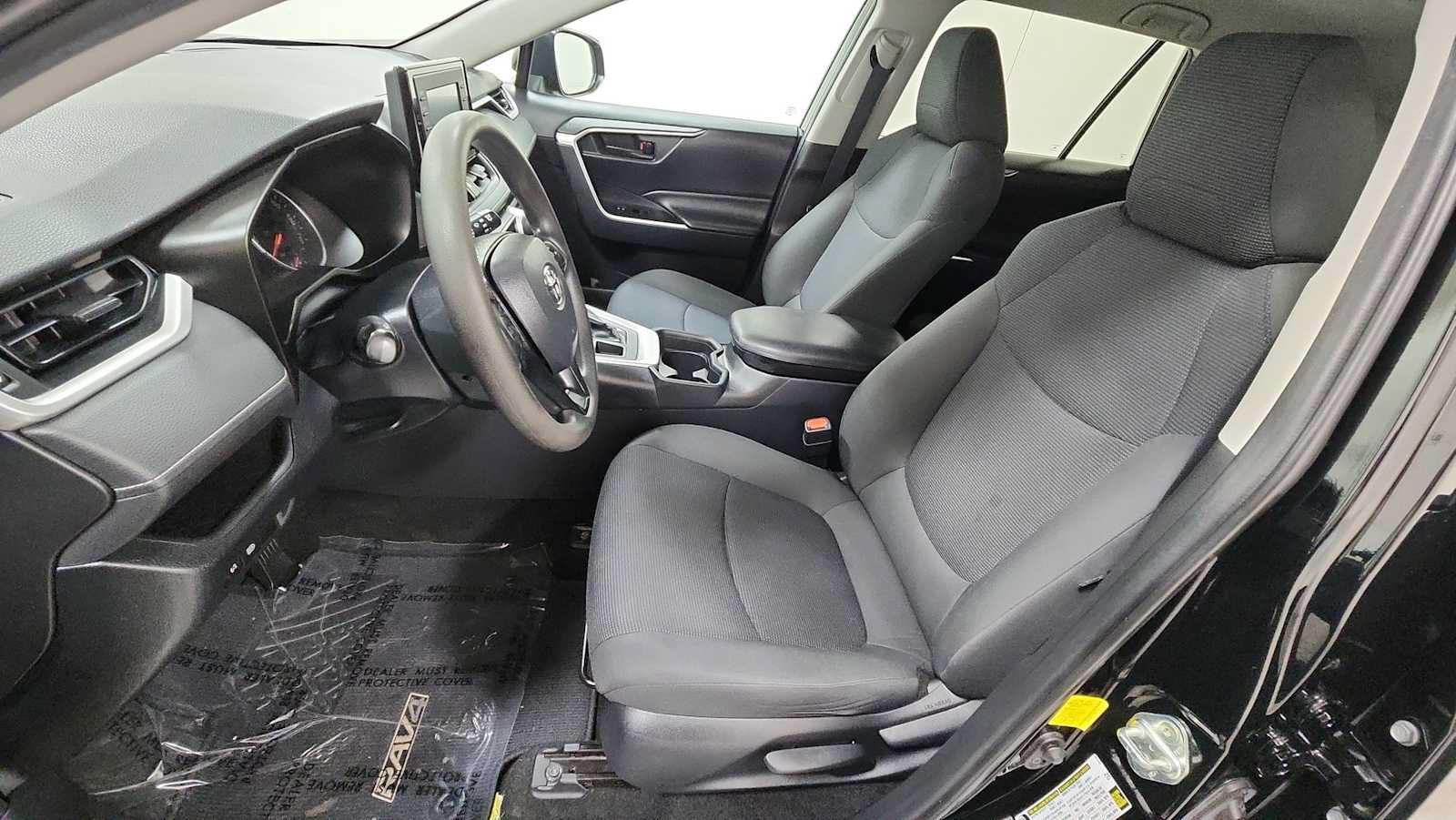 Certified 2019 Toyota RAV4 LE w/ Carpet Mat Package AWD/4WD image 13