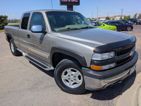 Used 2001 Chevrolet Silverado 1500 LS w/ Off-Road Chassis Pkg AWD/4WD image 3