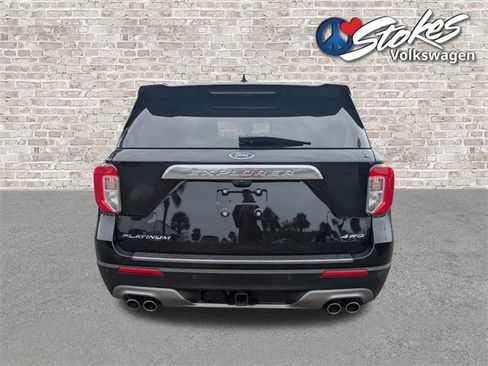 Used 2023 Ford Explorer Platinum w/ Technology Package image 5