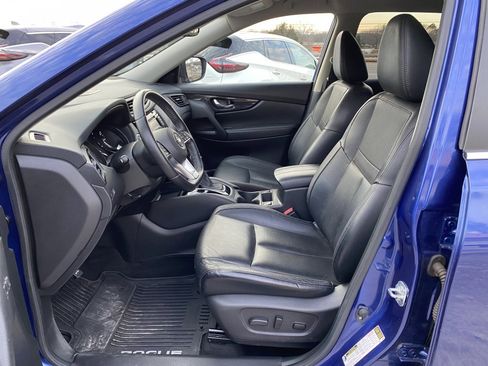 Used 2018 Nissan Rogue SL image 9