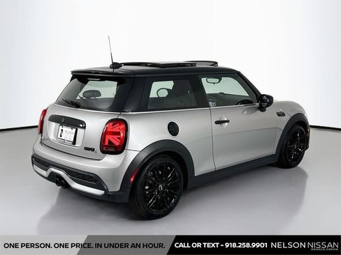 Used 2024 MINI Cooper S w/ Signature Upholstery Package FWD image 5