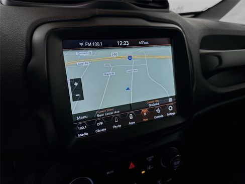 Used 2022 Jeep Renegade Latitude w/ Convenience Group image 30