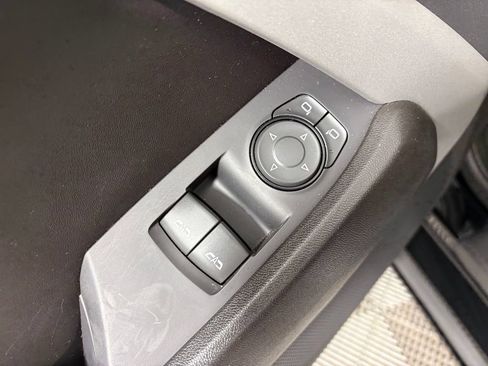 Used 2024 Chevrolet Camaro LT RWD image 13